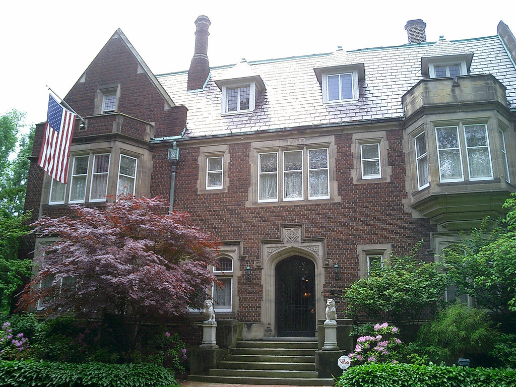 Indian Village House Tour 2006 1723 Iroquois. Built in 191… Flickr