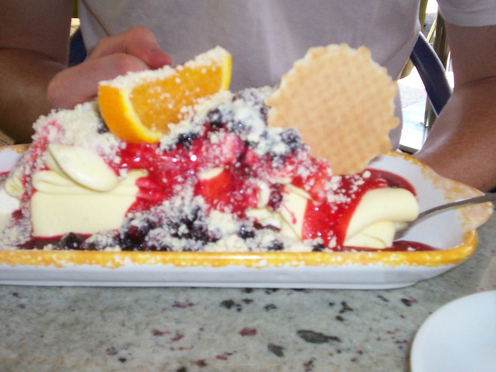 Brett's ice cream lasagna Even though half the reason he g… Flickr