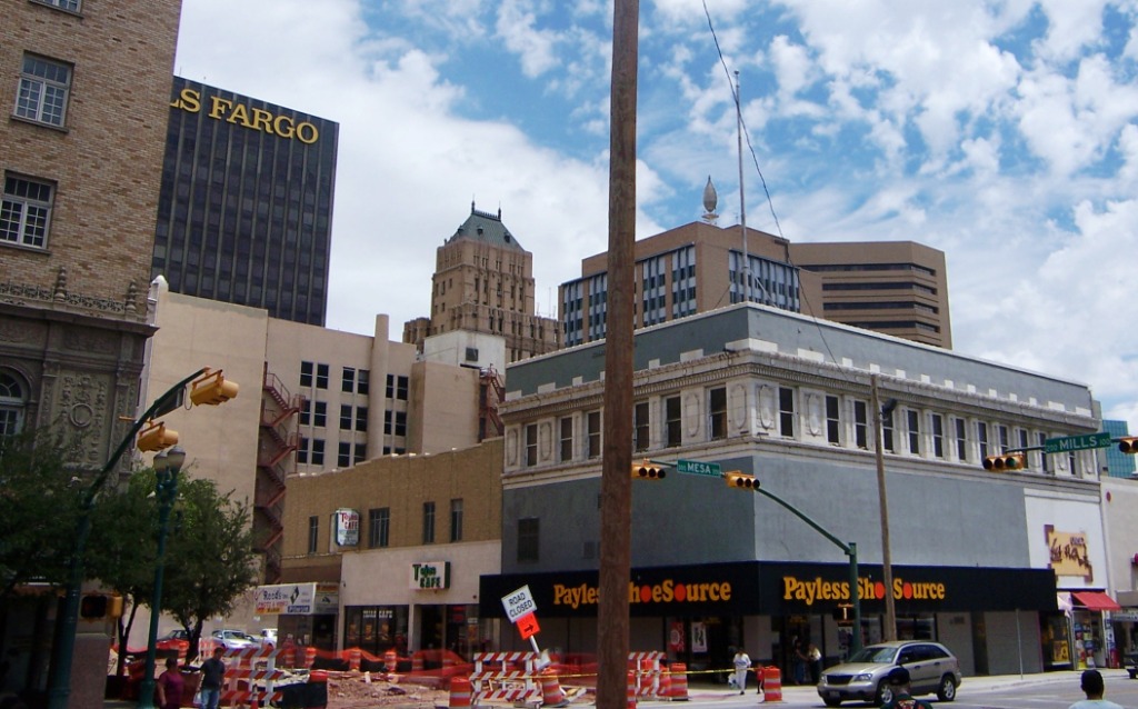 El Paso, TX Downtown view Downtown El Paso is surprisingly… Flickr