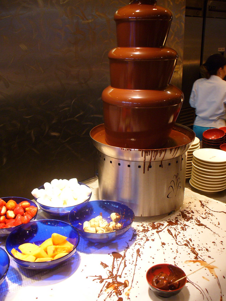 Chocolate Fountain in Vegas All you can eat! There are peo… Flickr