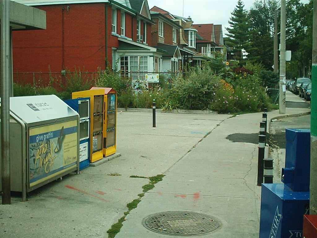 Emerson Avenue Community Garden Toronto August 26, 200… Flickr