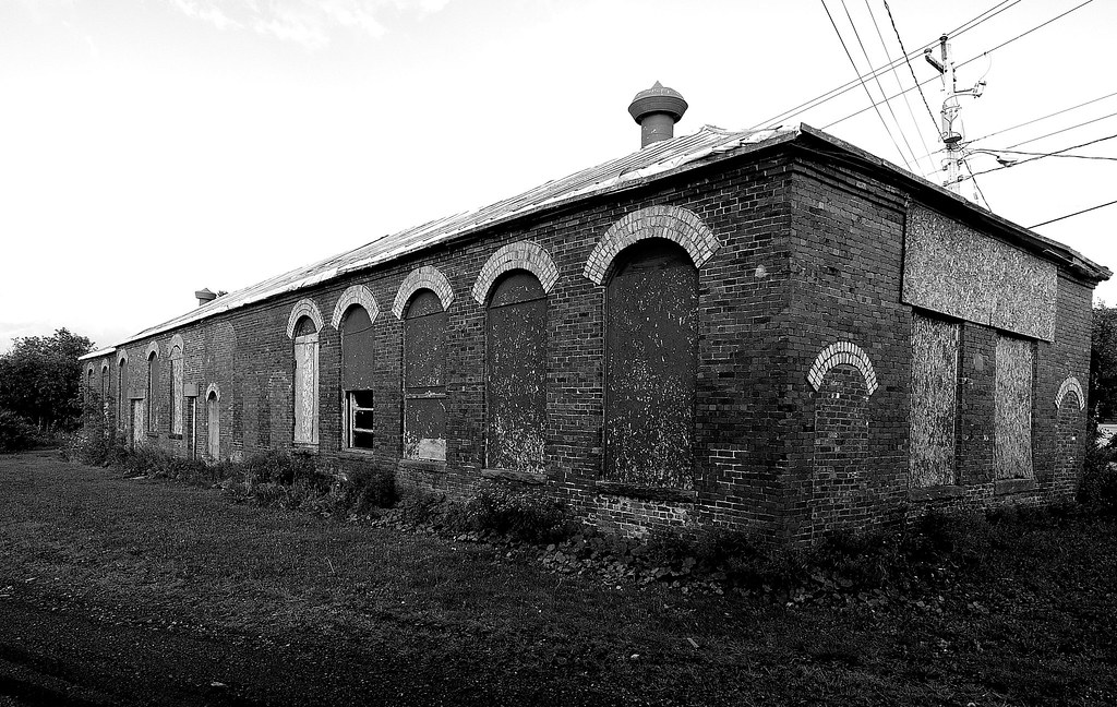 Q7, old mine wash house. ronald embree Flickr