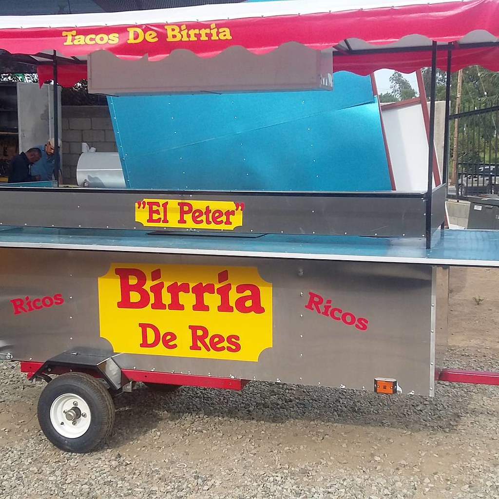 Nueva carreta para venta de Birria. 665108… Flickr