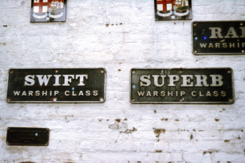 British Rail class 43 Warship diesel nameplates… Flickr