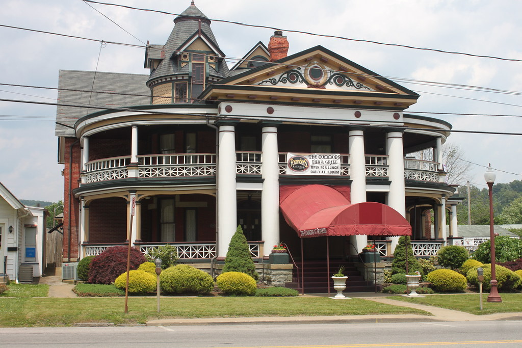 The Commons, Franklin, PA The Commons was built in 1887 as… Flickr