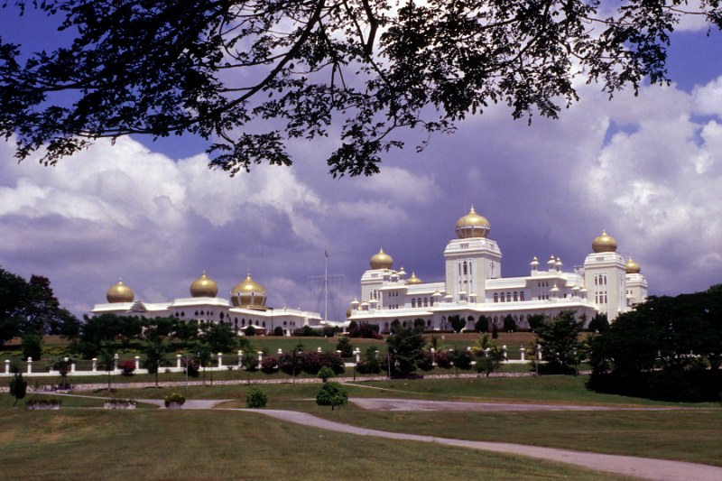 istana iskandariah kuala kangsar