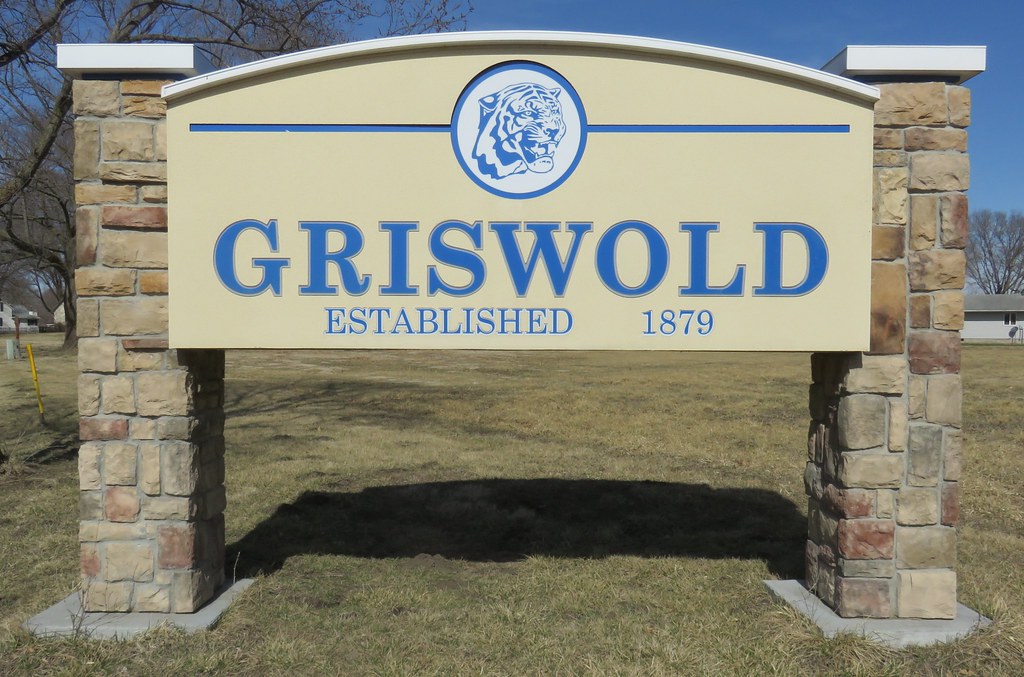Griswold Sign (Griswold, Iowa) Griswold, Iowa is l… Flickr