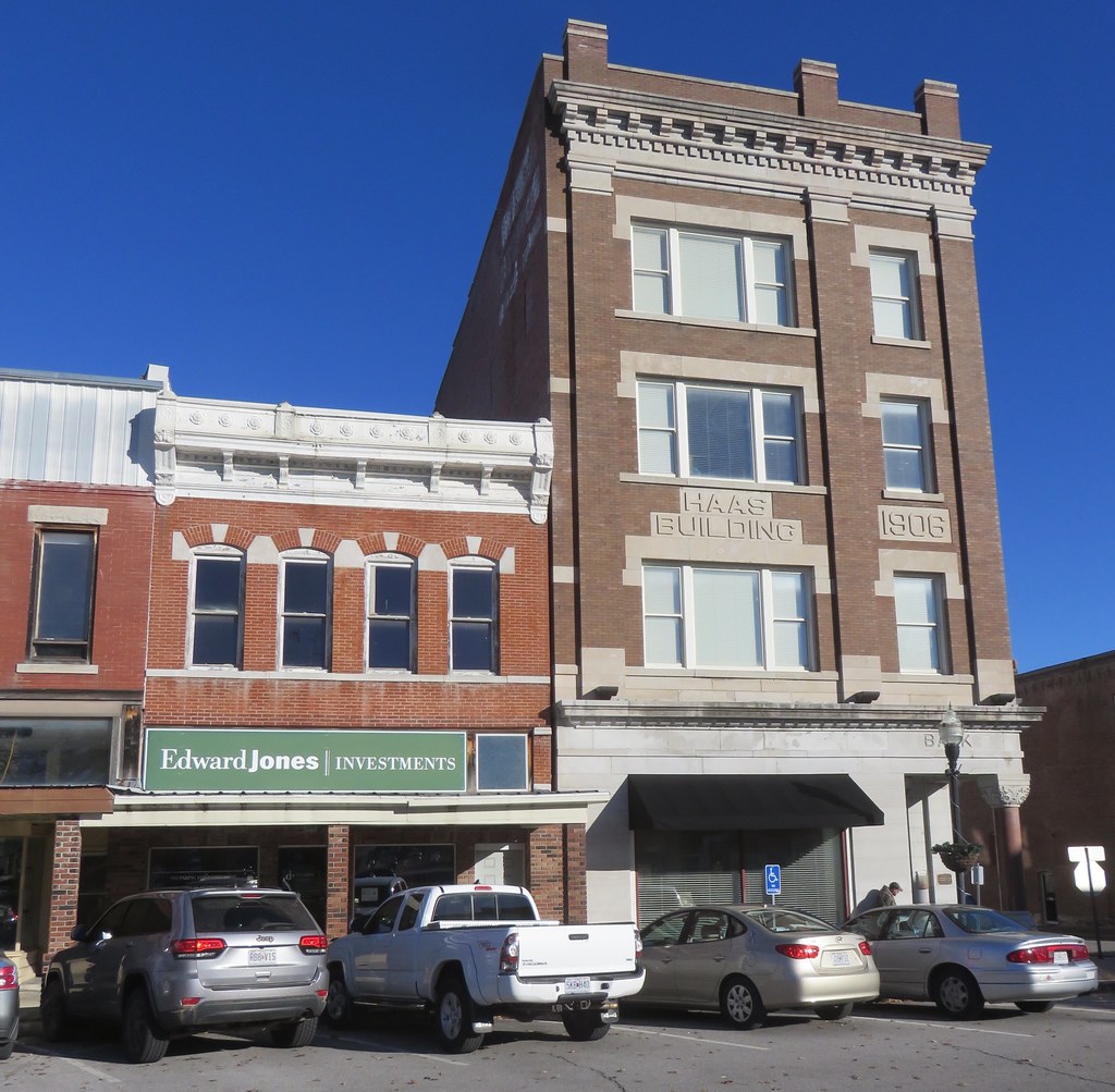 Haas Building Block (Neosho, Missouri) The Haas Building (… Flickr