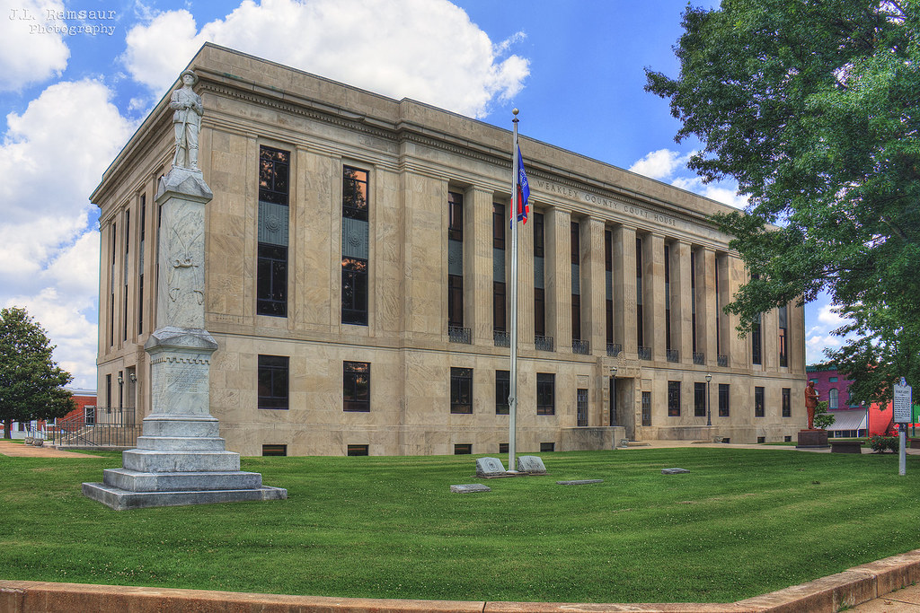 Elevation of Will Young Rd, Greenfield, TN, USA Topographic Map