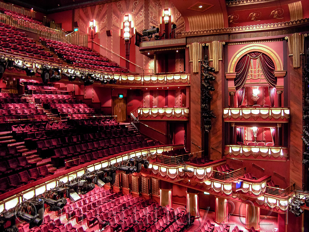 0502 Prince Edward Theatre (20) Prince Edward Theatre in O… Flickr