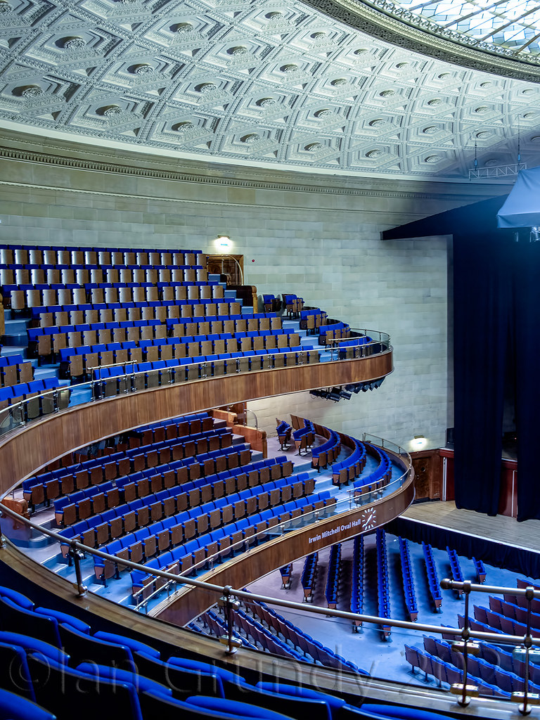0711 Sheffield City Hall (38) The main auditorium in the S… Flickr