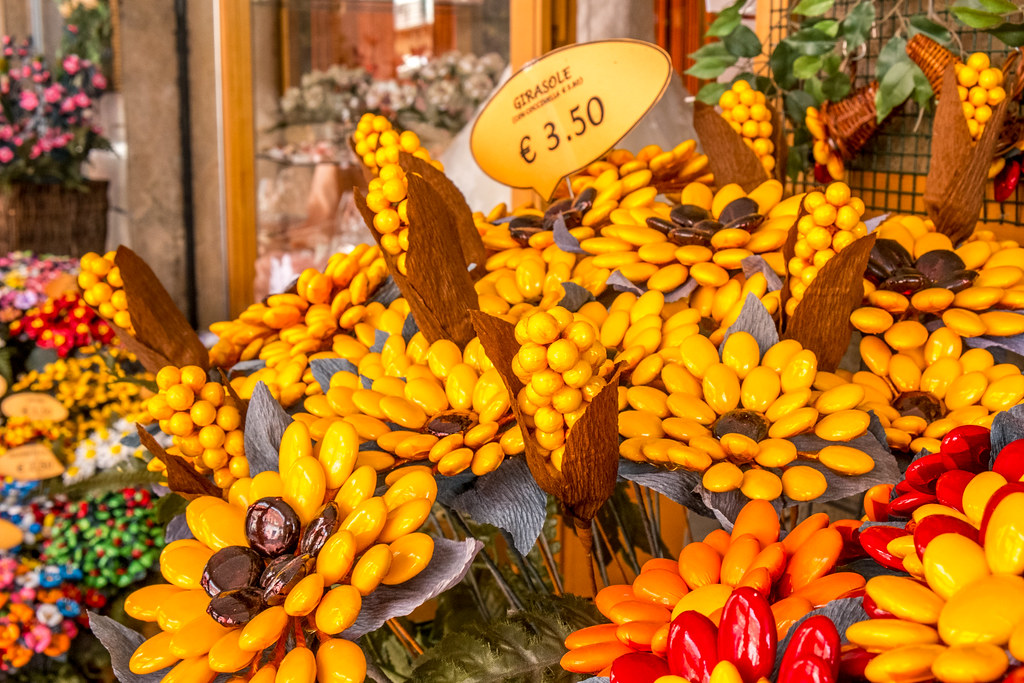 confetti di sulmona Sulmona is the home of the Italian con… Flickr