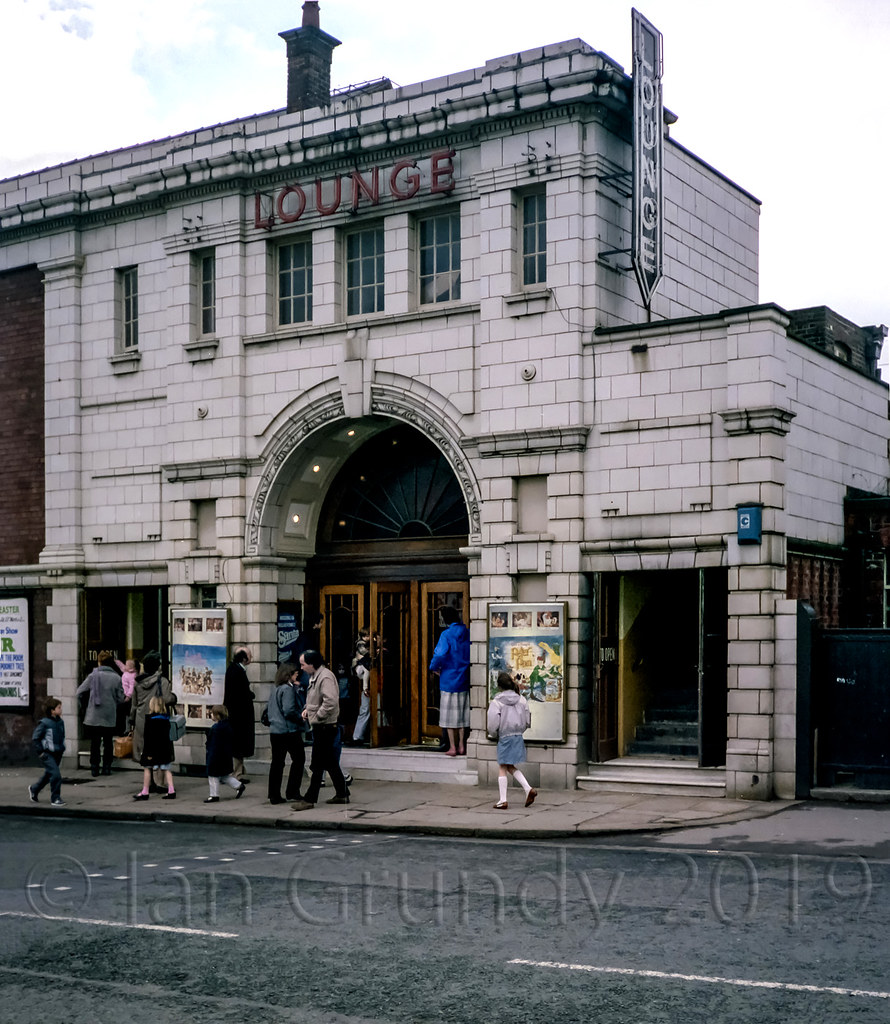 86 Leeds Lounge 19 The Lounge Cinema in Leeds, before the … Flickr