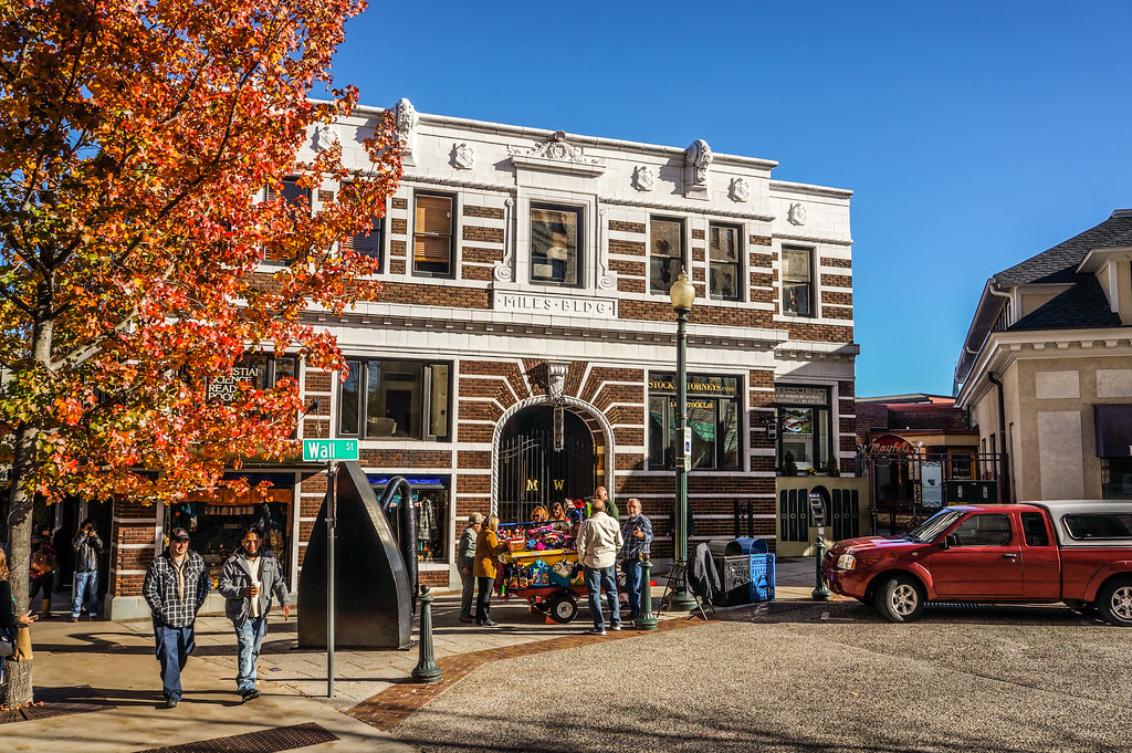 Streets Asheville, North Carolina (December 2015) AJC2911 Flickr