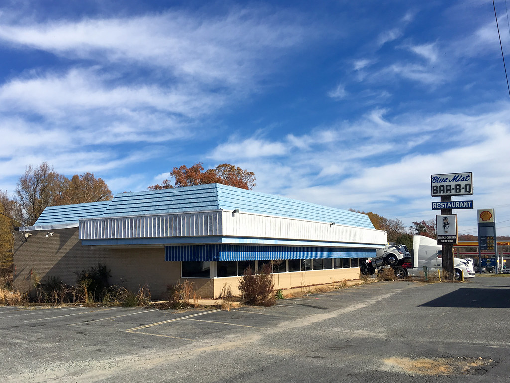Blue Mist Barbecue, Asheboro, NC 3409 US64. Closed in 201… Flickr