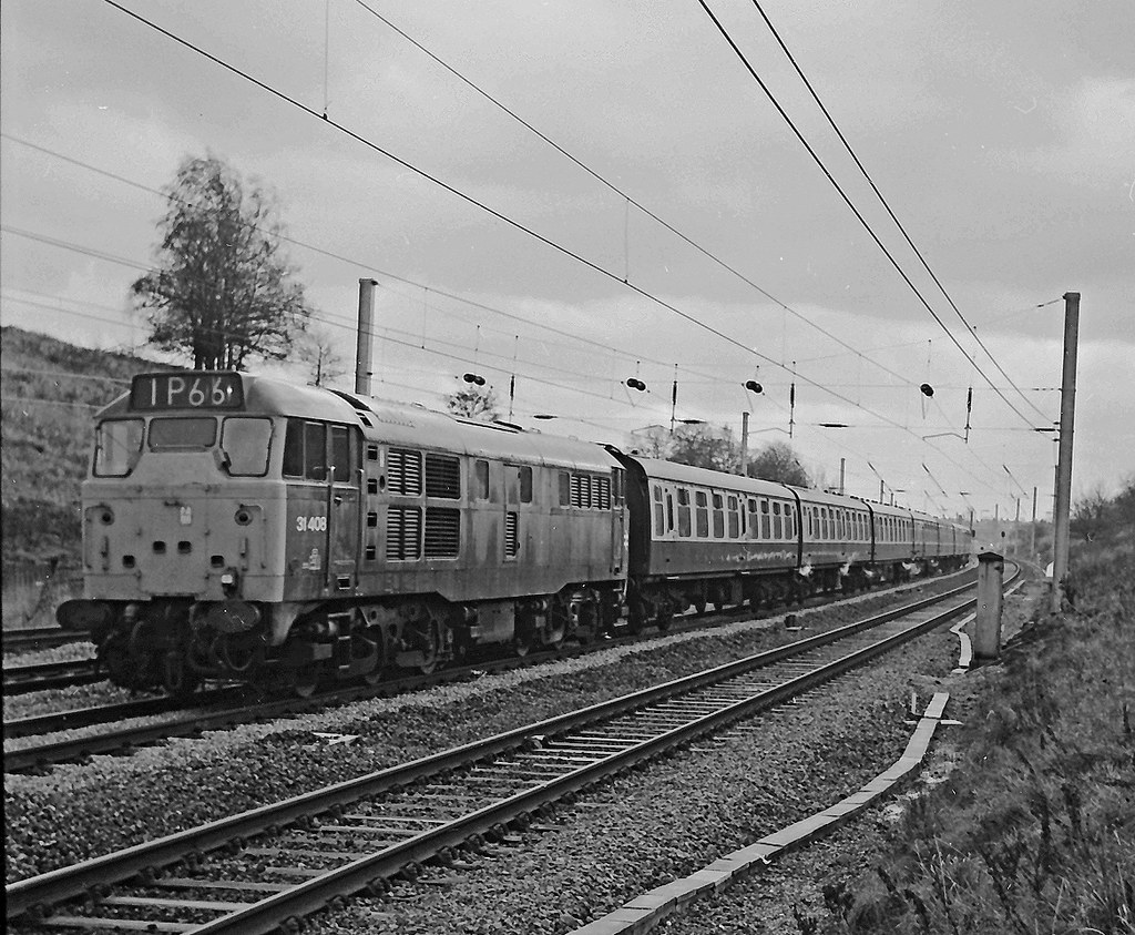 31408 Potters Bar 26.12.74 on a King`s Cross to Cambridge … Flickr