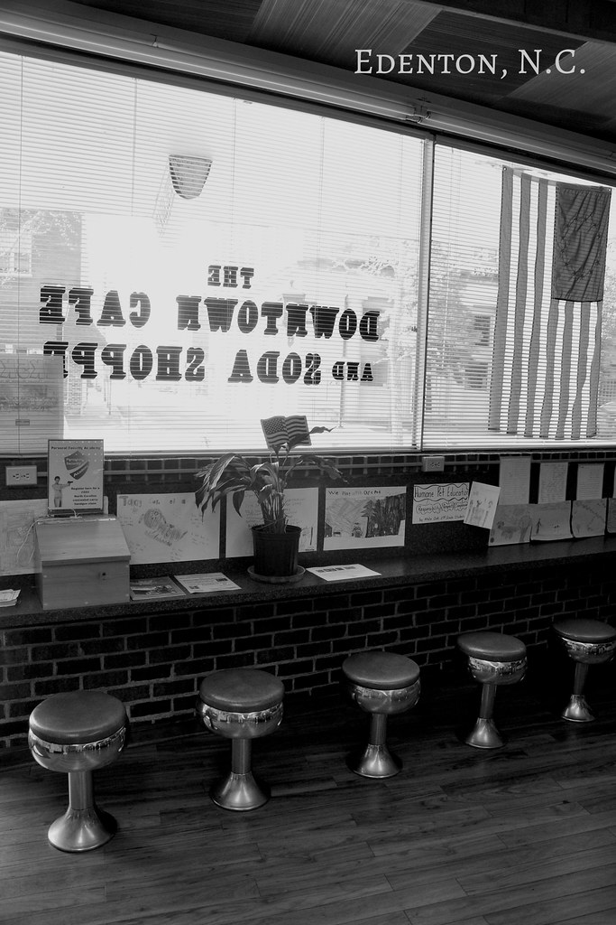 An Evan Post Card Edenton, N.C. Edenton is a peaceful, su… Flickr