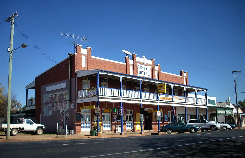 Royal Hotel, Dunedoo, NSW Bolaro Street, Dunedoo Flickr