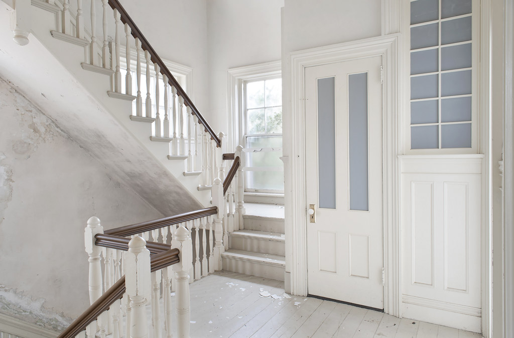 Montgomery Estate Abandoned Estate, USA Jonnie Lynn Lace ©… Jonnie