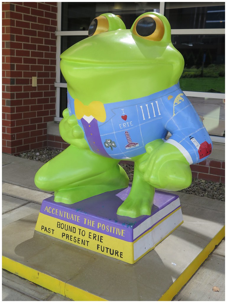 Frog Statue Erie, PA Leap Frog was a 2004 Lake Erie Art … Flickr