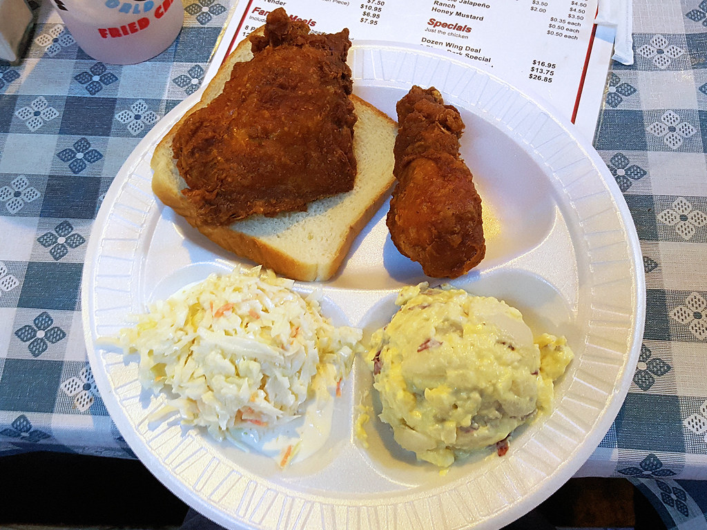 Gus's Fried Chicken Dinner Memphis, TN Richard Melton Flickr
