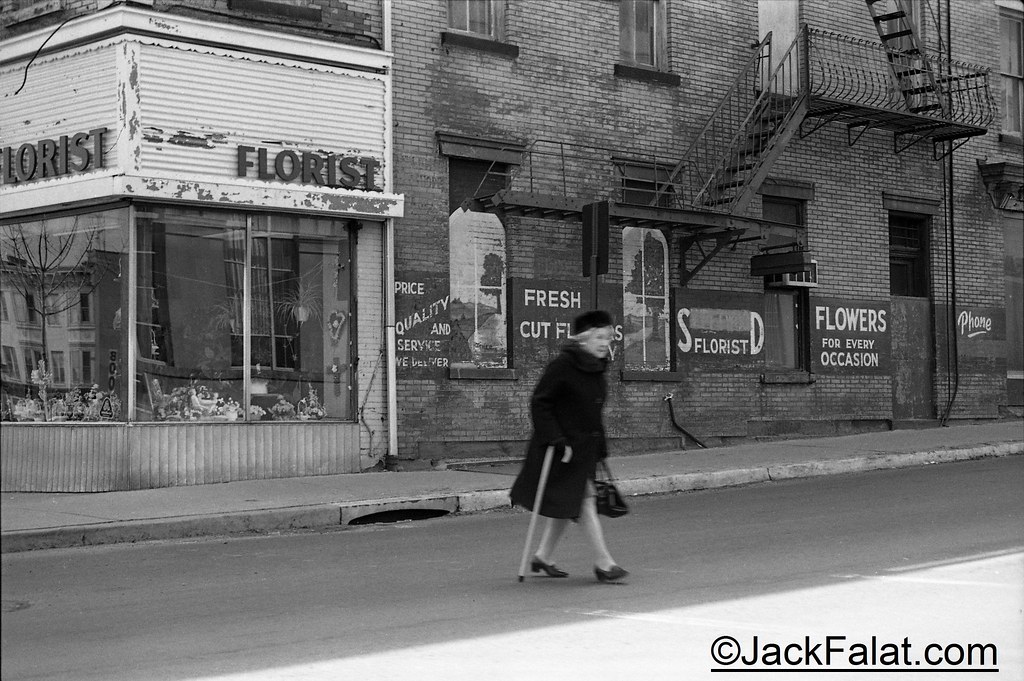 Sweetwood Florist. 611 Main Avenue. Corner Passaic Avenue.… Flickr