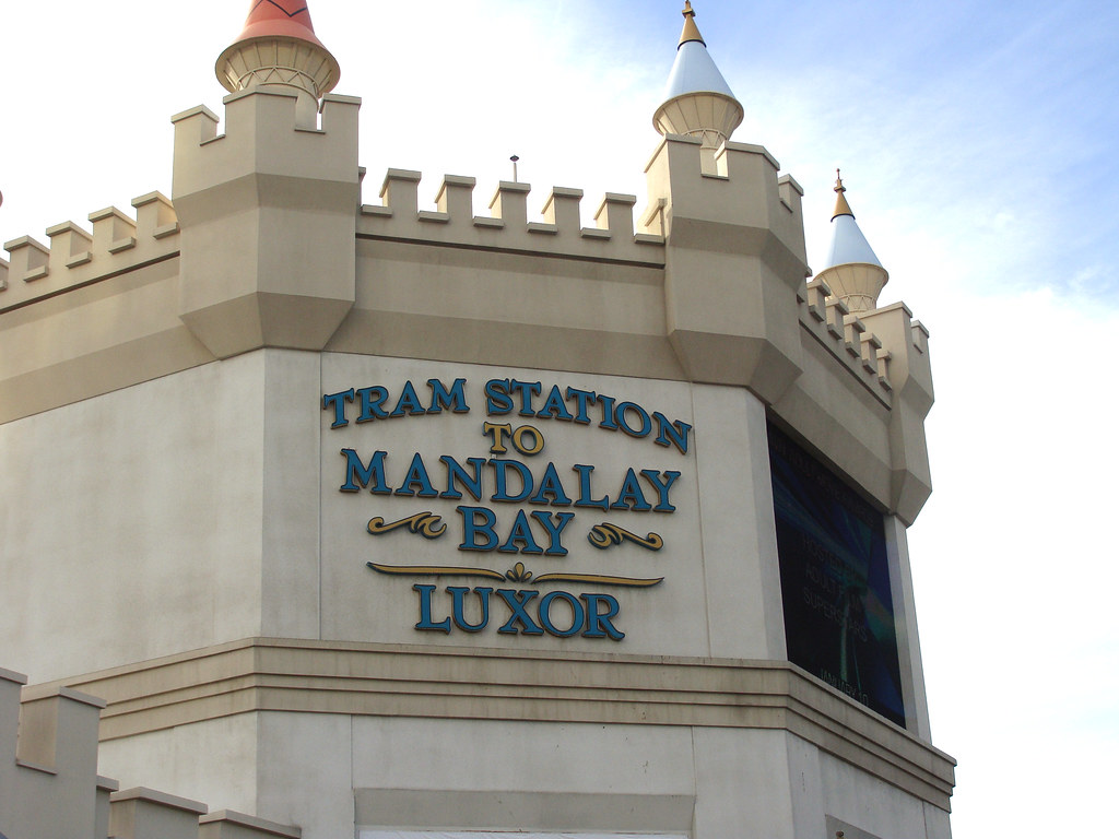 Tram Station to Mandalay Bay and Luxor A free tram connect… Flickr