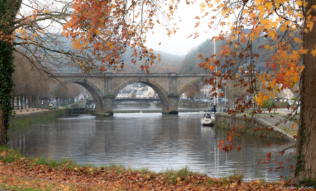 Chateaulin, le canal de Nantes à Brest Christian Le Gac Flickr