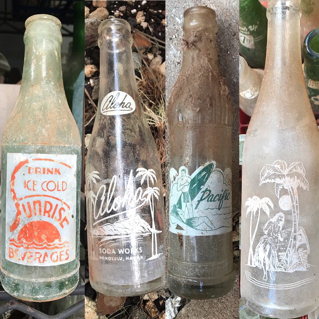 Vintage Hawaiian Bottles , 2017 HiZmiester Flickr
