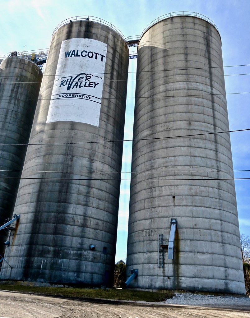 River Valley Cooperative, Walcott, IA The River Valley Coo… Flickr
