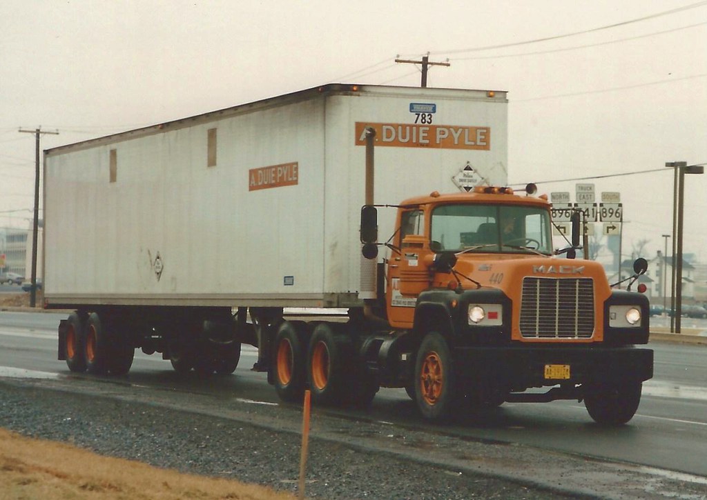 Mack R A Duie Pyle 440 PAbased company. Lancaster, PA, … Flickr