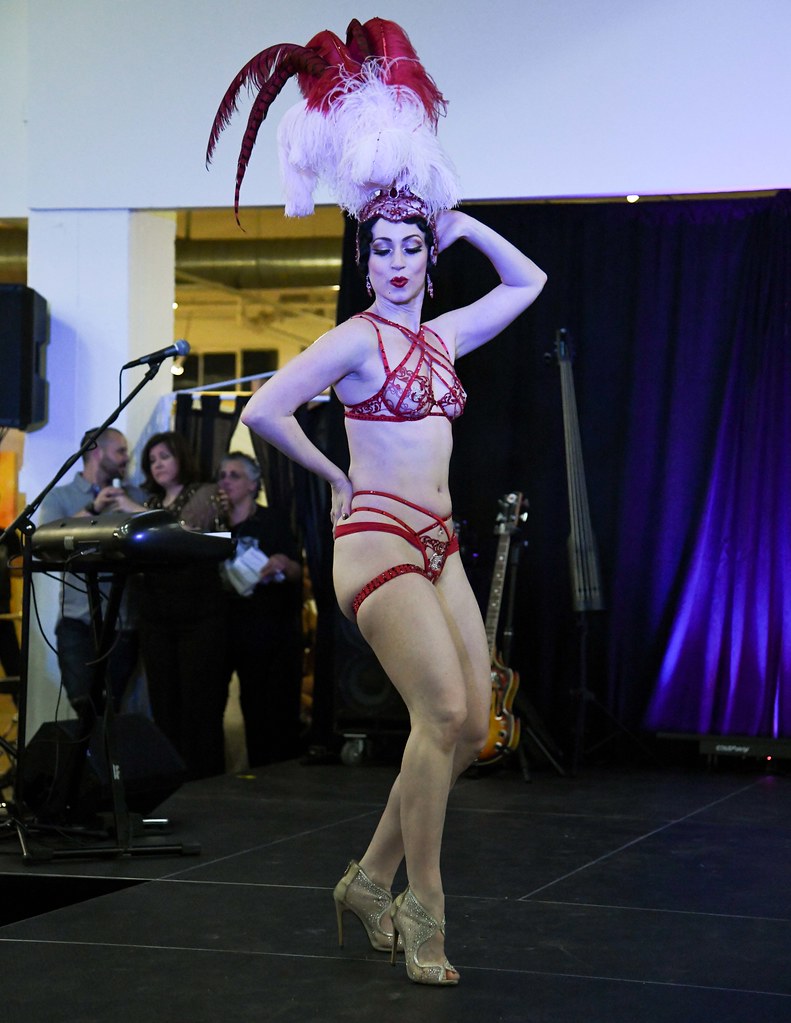 Nude Art LA Friday | Nude Art LA at the Cooper Design Buildi… | Flickr