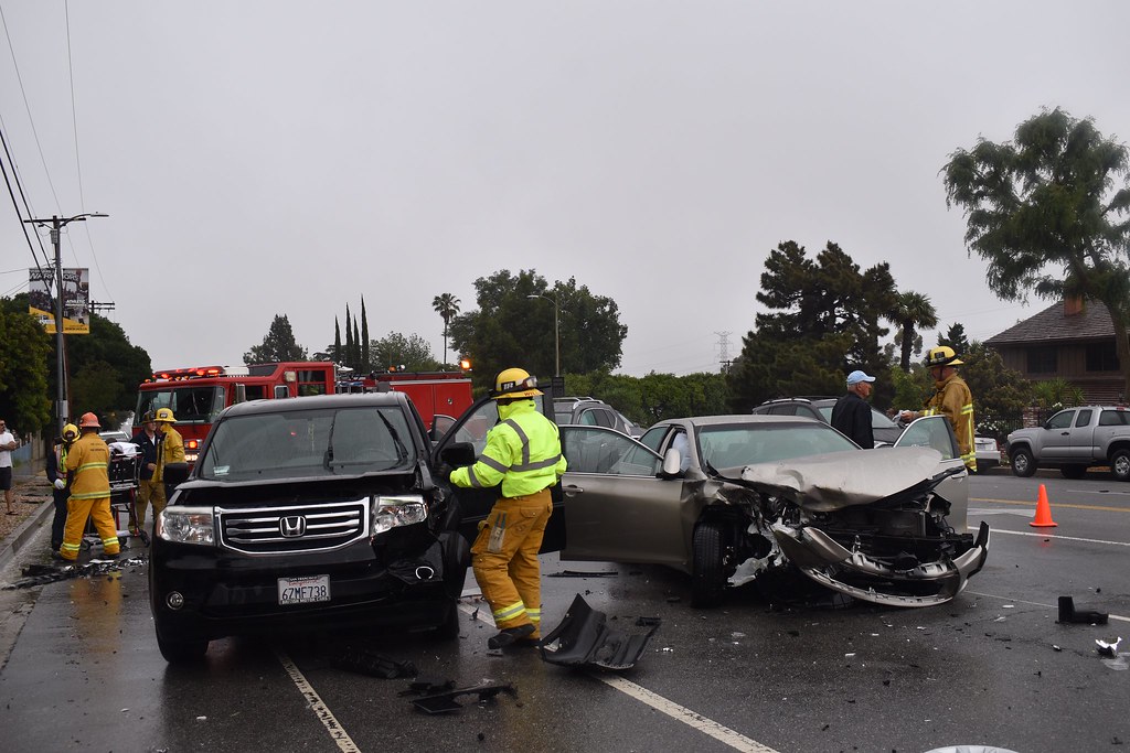 Multi Vehicle Traffic Accident Granada Hills GRANADA HIL… Flickr