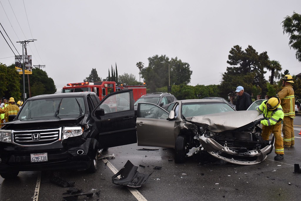 Multi Vehicle Traffic Accident Granada Hills GRANADA HIL… Flickr