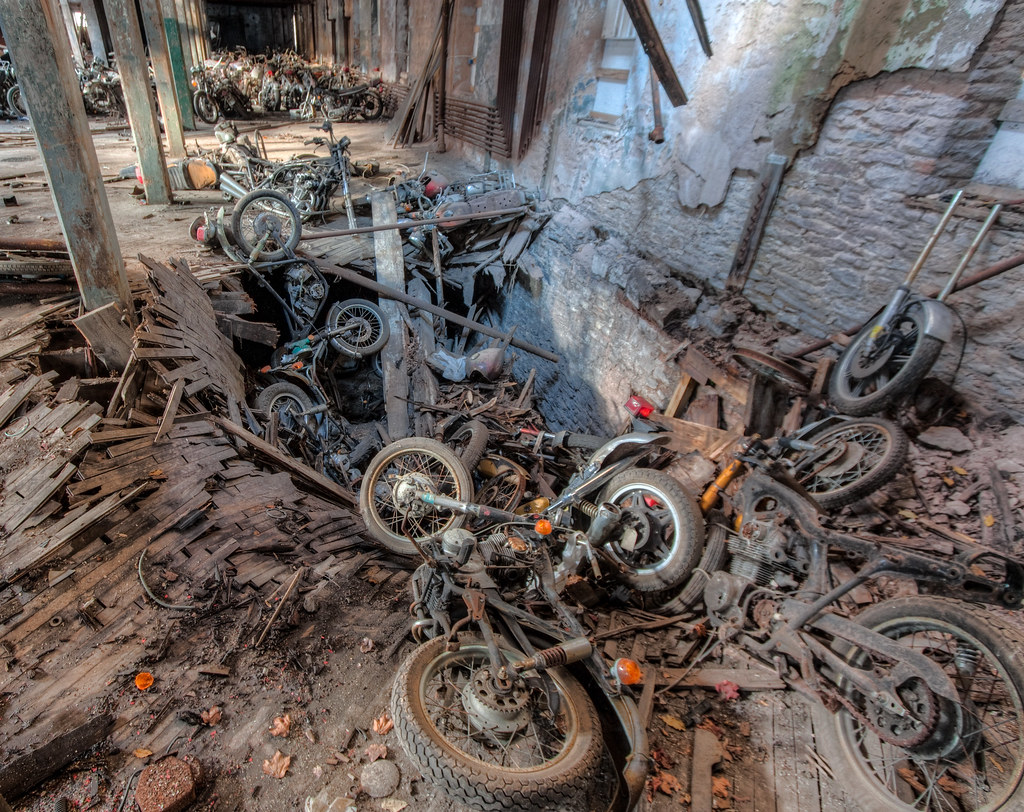 Kohl's Cycle Salvage, Lockport, NY "Kohl's Cycle Salvage" … Flickr