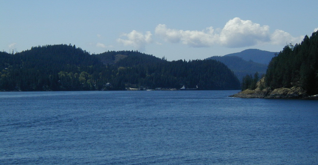 isl02a22 Ferry Earls CoveSaltery Bay BC 2002 View from BC… Flickr