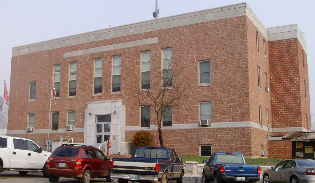 Oregon County Courthouse (Alton, Missouri) This courthouse… Flickr