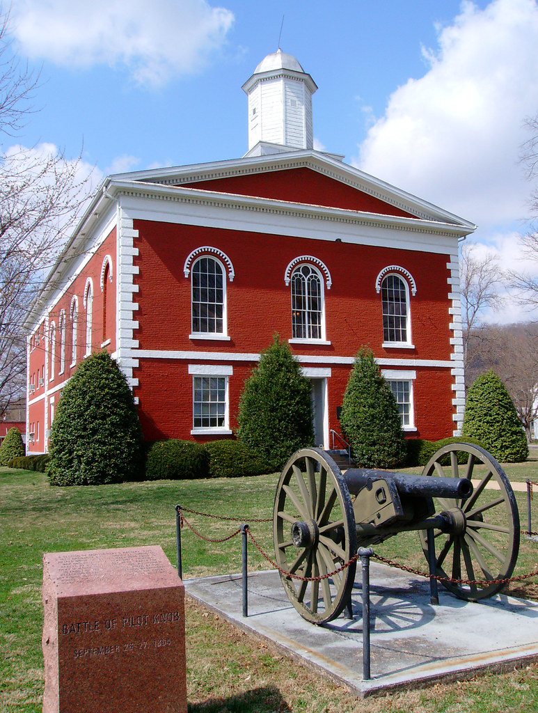 Iron County Courthouse and Cannon (Ironton, Missouri) Flickr