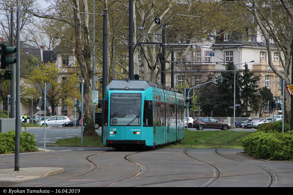 [F] Straßenbahn am Dienstagnachmittag mit PtWagen im Linienverkehr (24B)