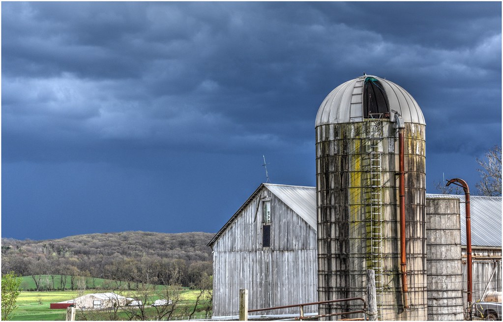 Ominous clouds over Pennsylvania farmland Jim Hoover Flickr