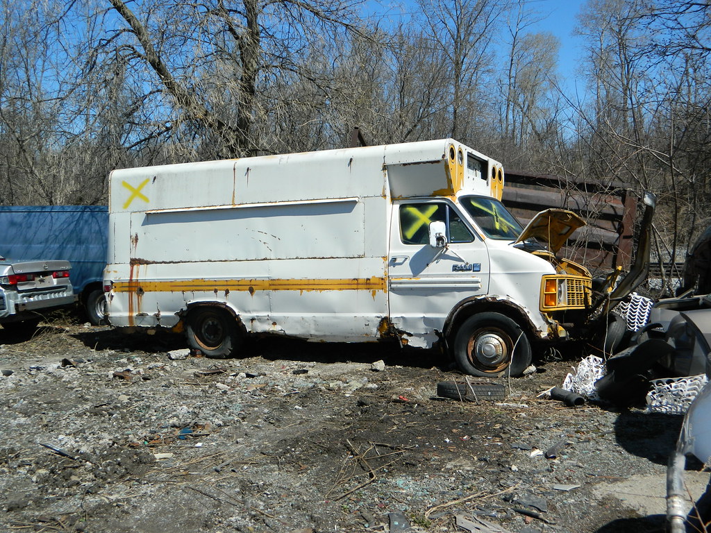 Budd Industries Dodge B34 exNY R & S Auto Parts Utica, … Flickr