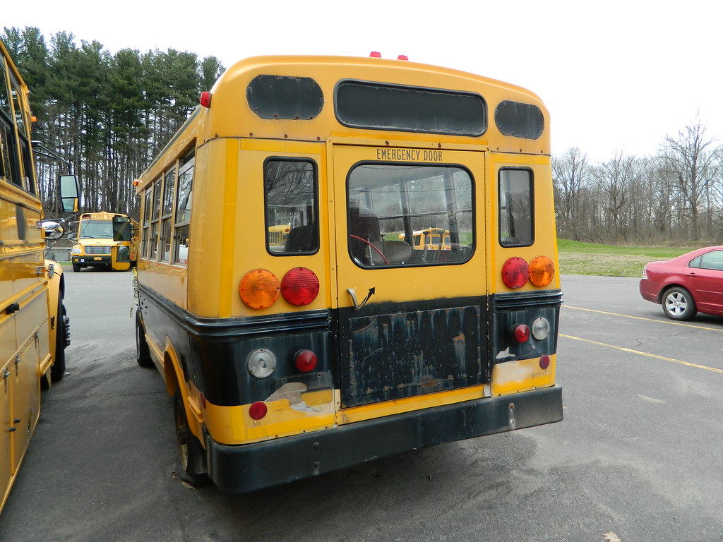 Red Creek Central School 113 (4) Bus lot Red Creek, NY. … Flickr