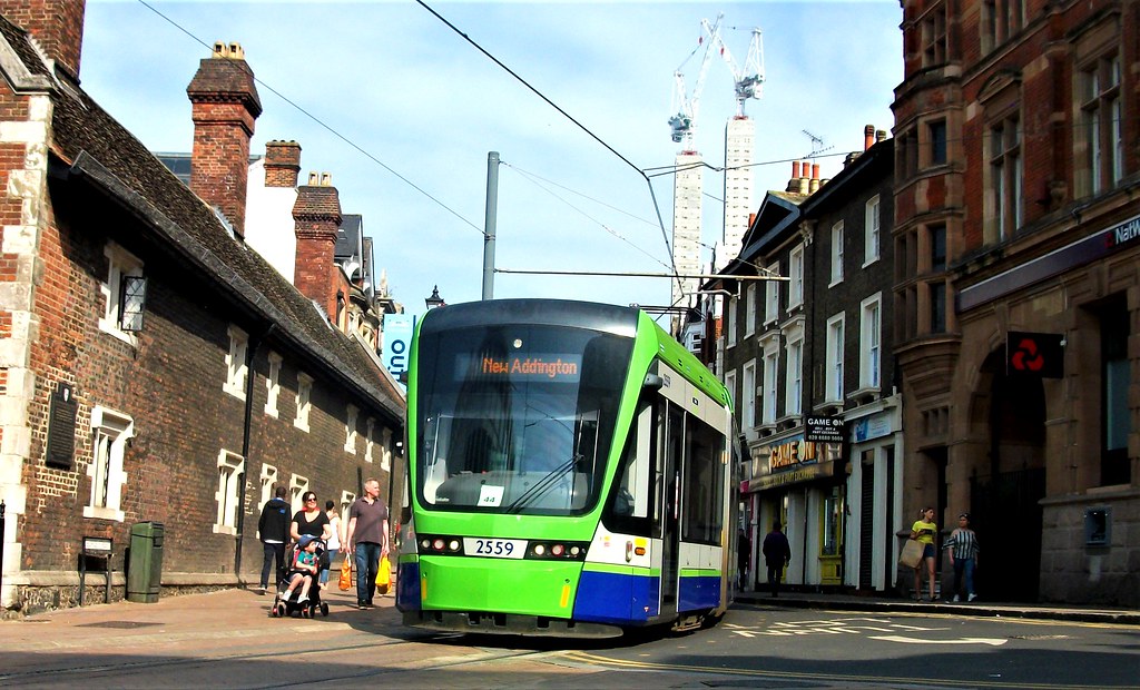London Tram unit 2559 street Croydon 22/04/19. Flickr