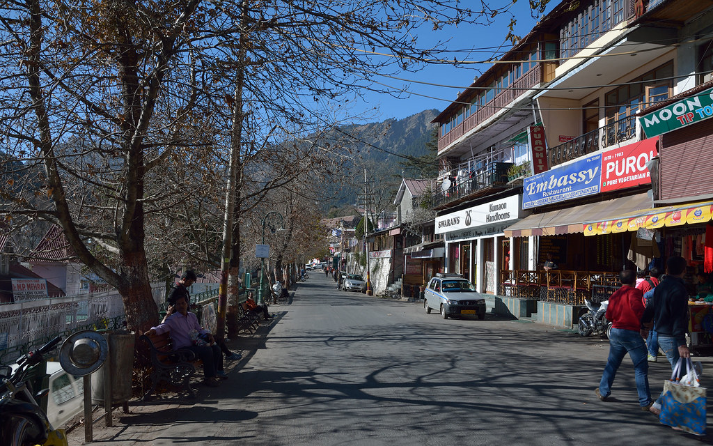 Mall road, Nainital The road from Tallital to Mallital bes… Flickr