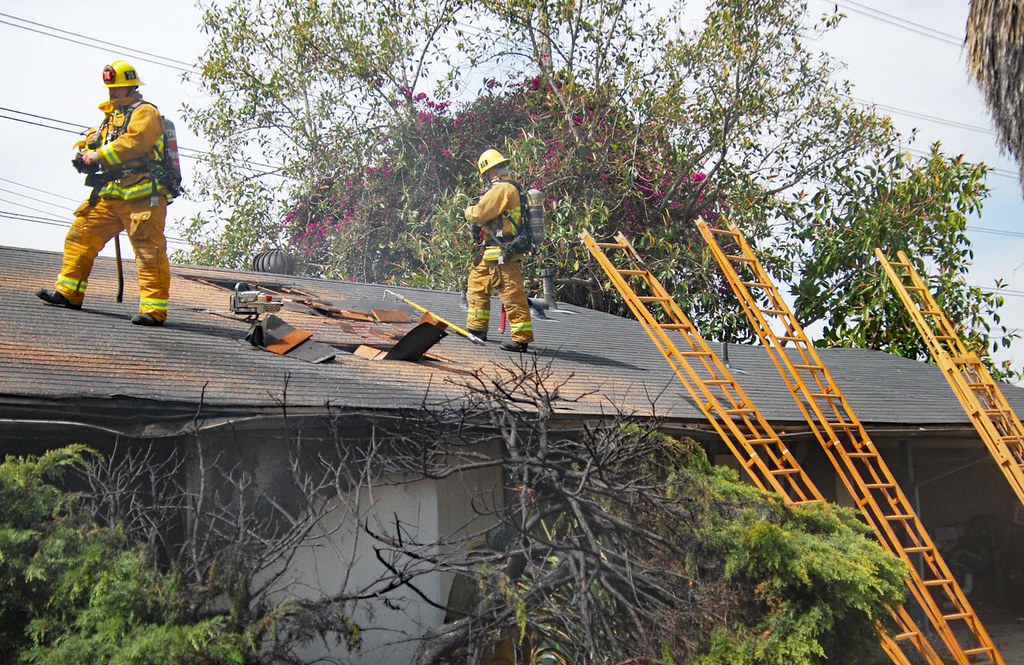 Man Dies, Brother Injured in Lake View Terrace House Fire Flickr