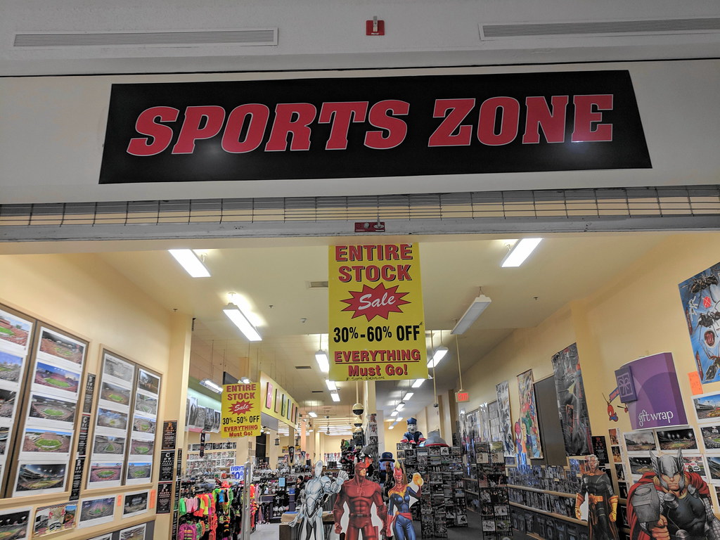 Sports Zone (Holyoke Mall, Holyoke, Massachusetts) Flickr