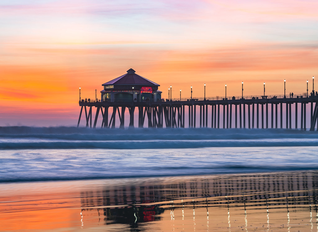 Huntington Pier Huntington Beach California www