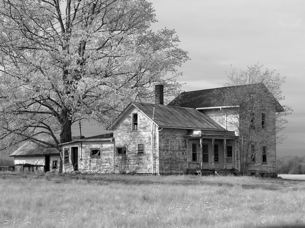 Abandoned Musgrove Highway, near Sebewa, Michigan. Joel Dinda Flickr