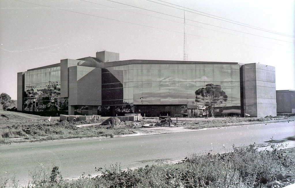 Noble Park Princes Highway 550 RACV HQ 1978, BSMBULN BULN… Flickr