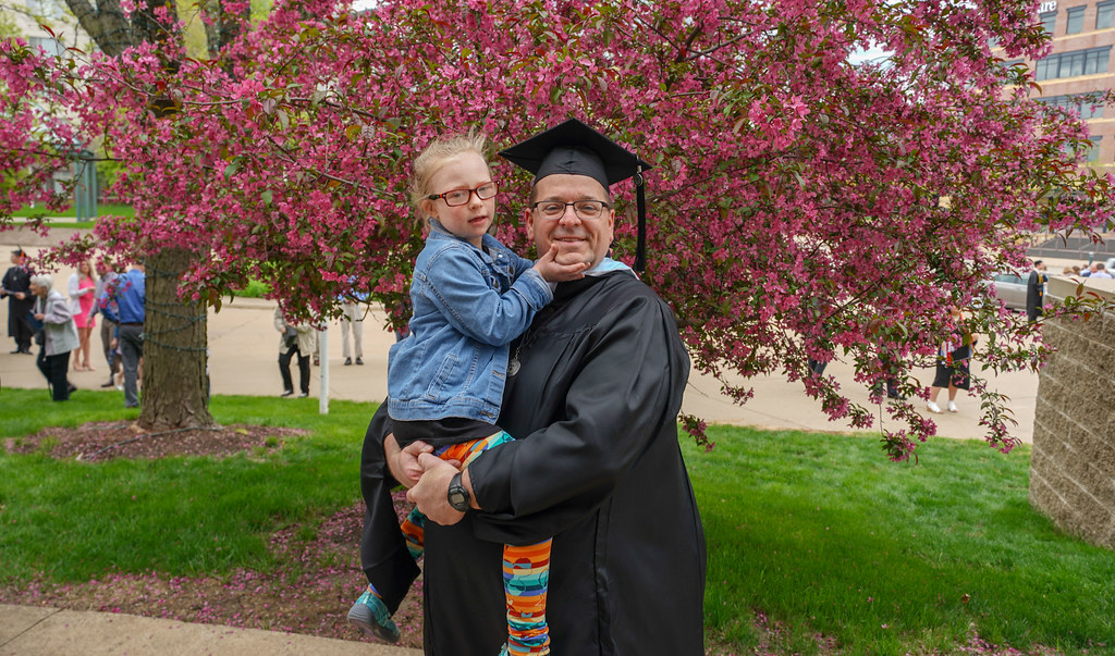 Spring_19_Graduation_PIX488 St. Ambrose University Flickr